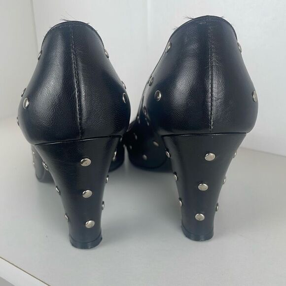 Marc Jacobs Rounded Toe Silver Stud Embellished Heels 37 Black - Picture 7 of 10